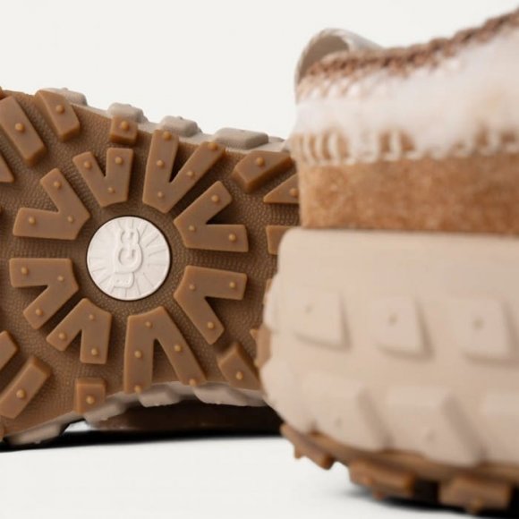 Женские слиперы  Ugg Venture Daze - Natural