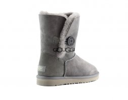 Bailey Button Grey