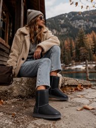 Ugg Classic Short Metallic Grey