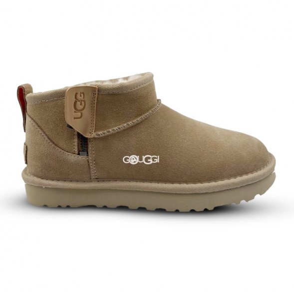 Ugg Women's Ultra Mini Sand Zip - 38