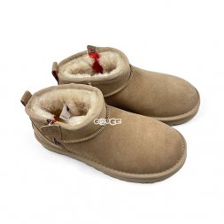 Ugg Women's Ultra Mini Sand Zip