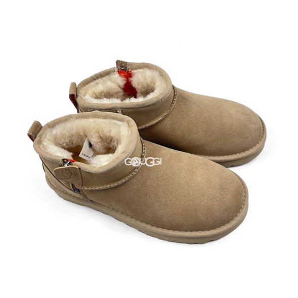 Ugg Women's Ultra Mini Sand Zip - 38